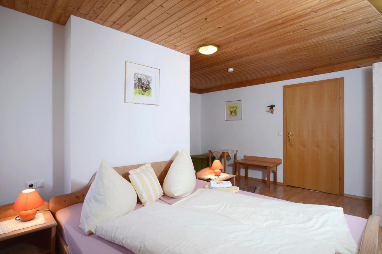 Landhaus Alpenrose - Feriendomizile Pichler Heiligenblut Exterior foto